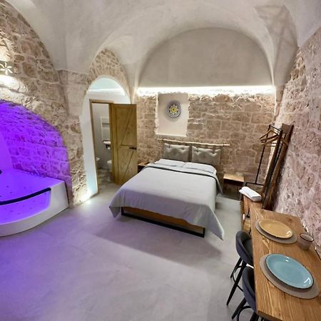 Primus Suite Ceglie Messapica Extérieur photo