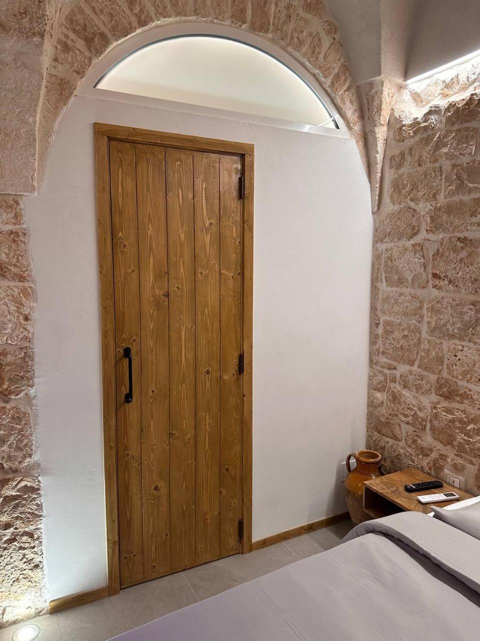 Primus Suite Ceglie Messapica Extérieur photo
