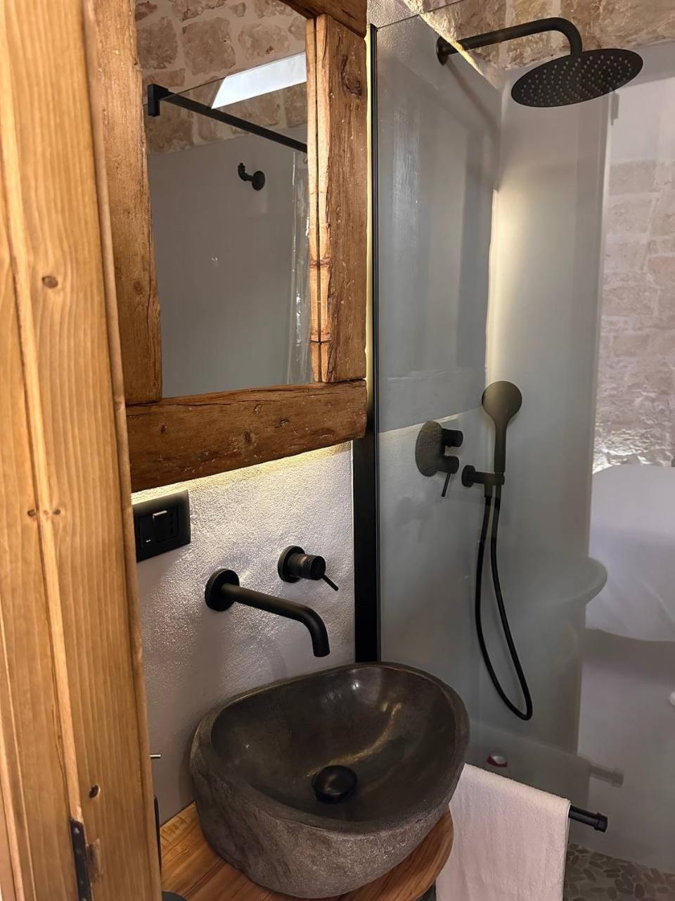 Primus Suite Ceglie Messapica Extérieur photo