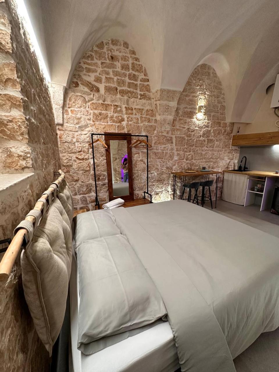 Primus Suite Ceglie Messapica Extérieur photo