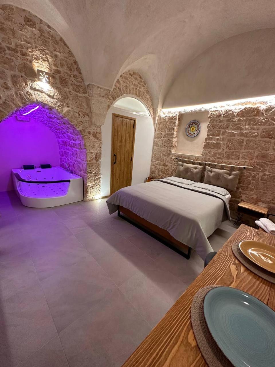 Primus Suite Ceglie Messapica Extérieur photo