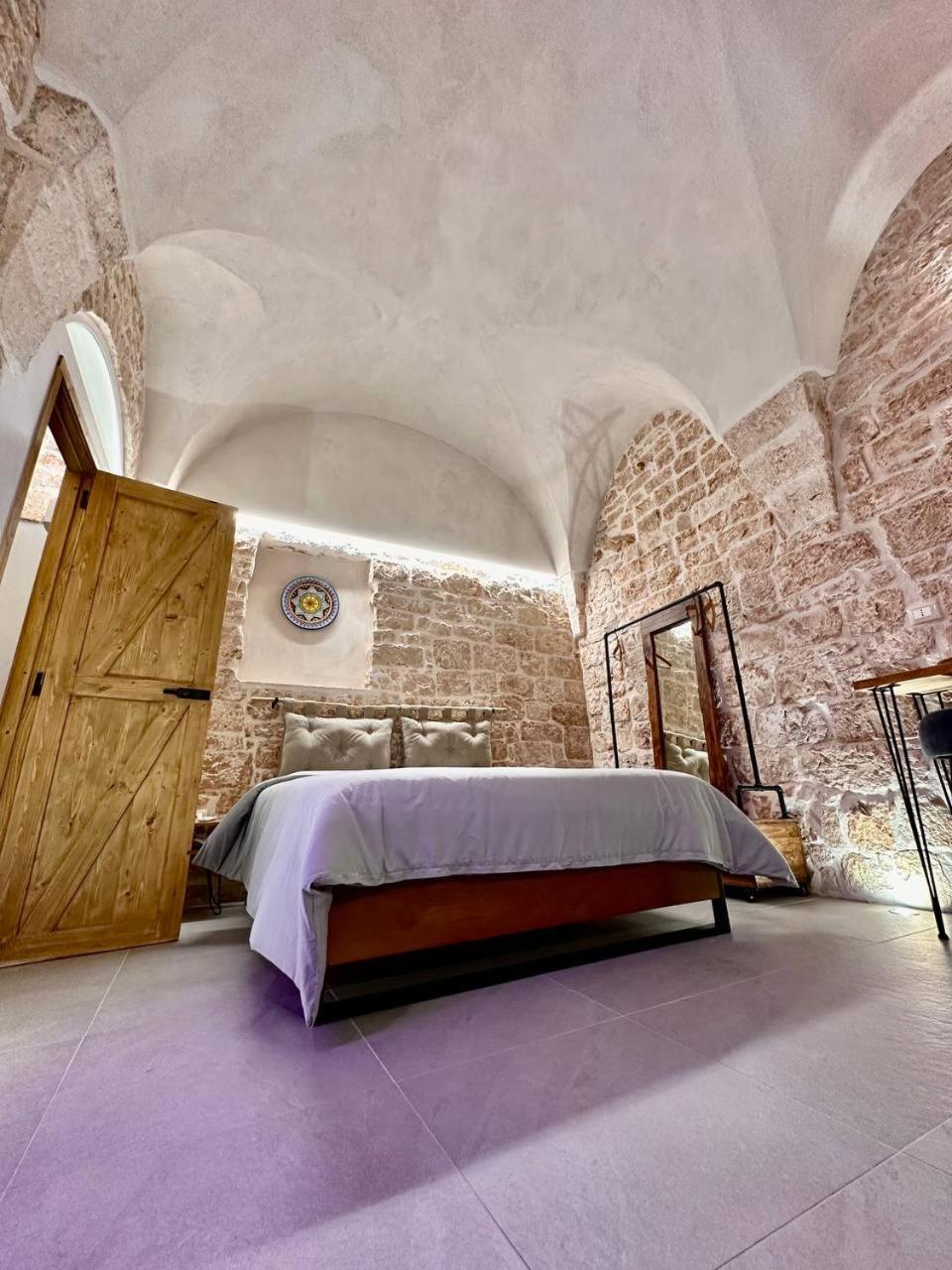 Primus Suite Ceglie Messapica Extérieur photo